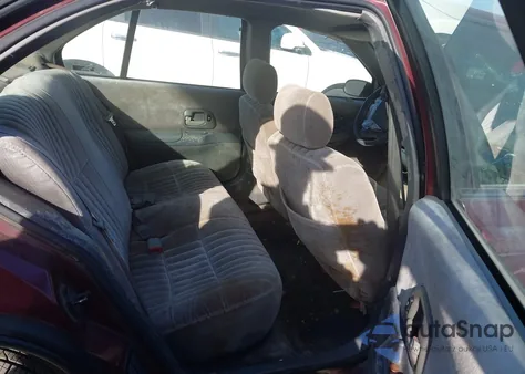 2001 Chevrolet Lumina from USA, damaged, VIN 2G1WL52J311177256